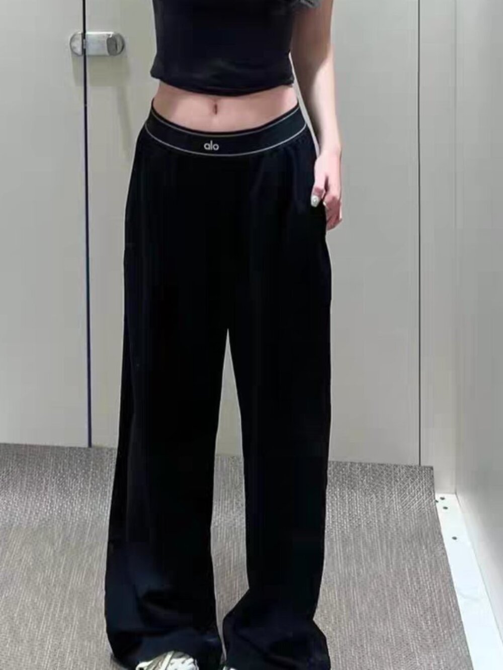 Alo Yoga Black Suit Up Trouser Regular length🪐-The Ultimate Closet Essential💥